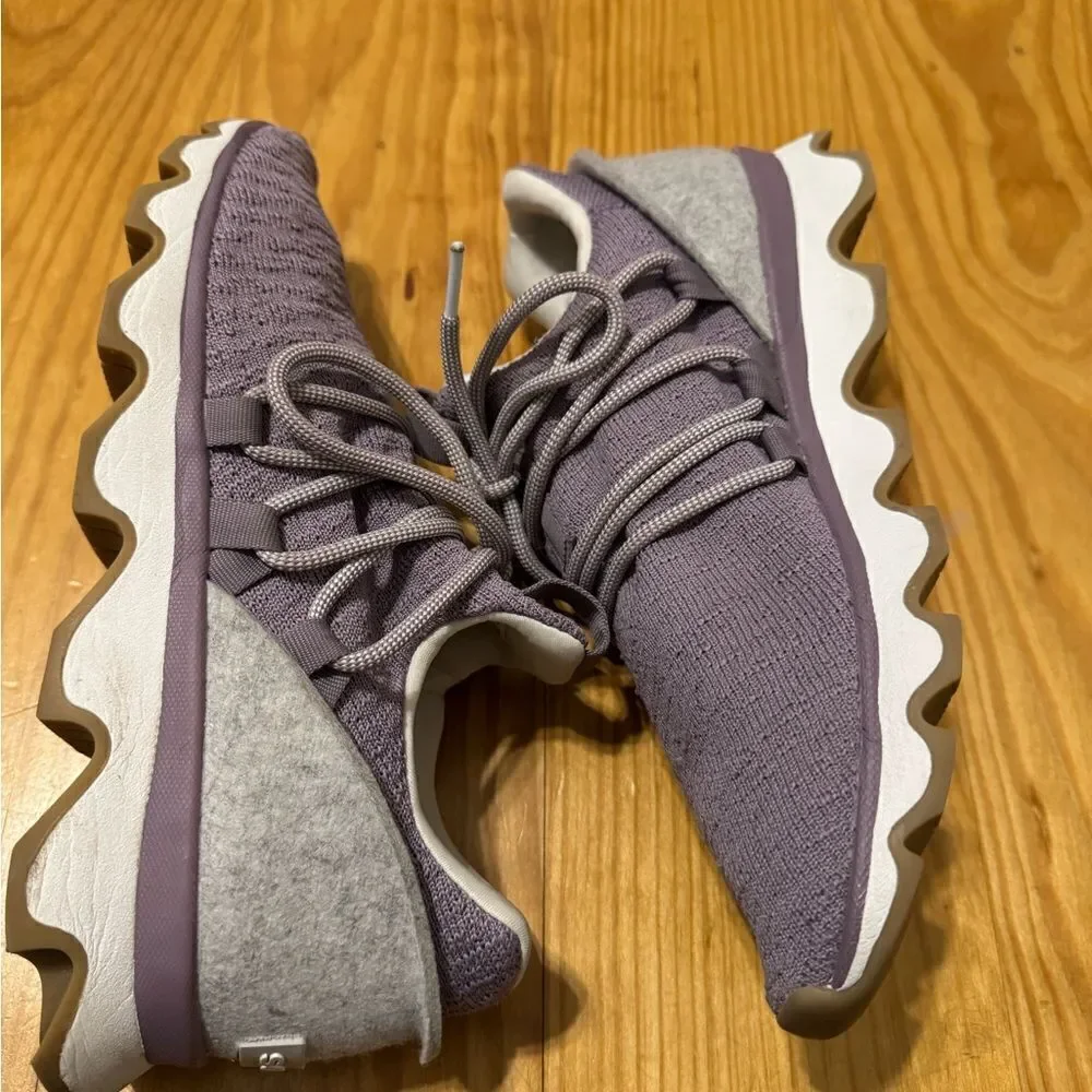 Sorel Kinetic Lace Purple Gray Knit Fabric Women's Sneakers size 9 NL3227-553